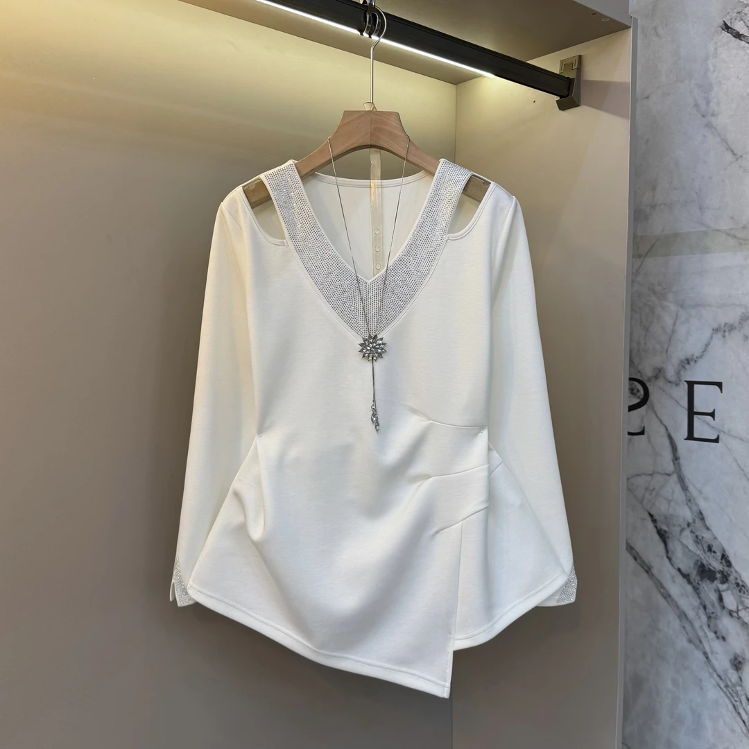新款韩版小众穿搭2025V领镂空不规则镶钻设计感长袖百搭上衣722