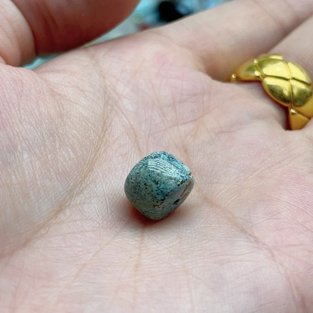 南红玛瑙未镶嵌珠宝奇石