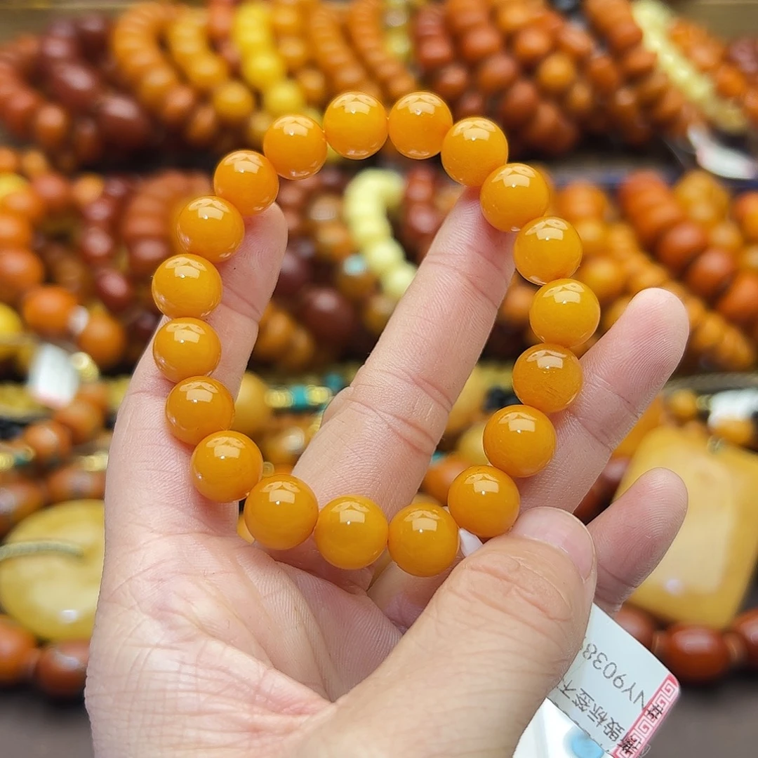 蜜蜡未镶嵌珠宝奇石