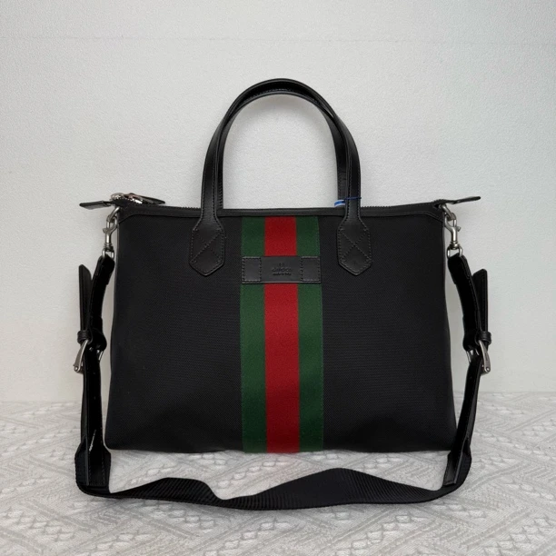 99新 GUCCI/古驰 4396/闲置品男士时尚黑色帆布手提包