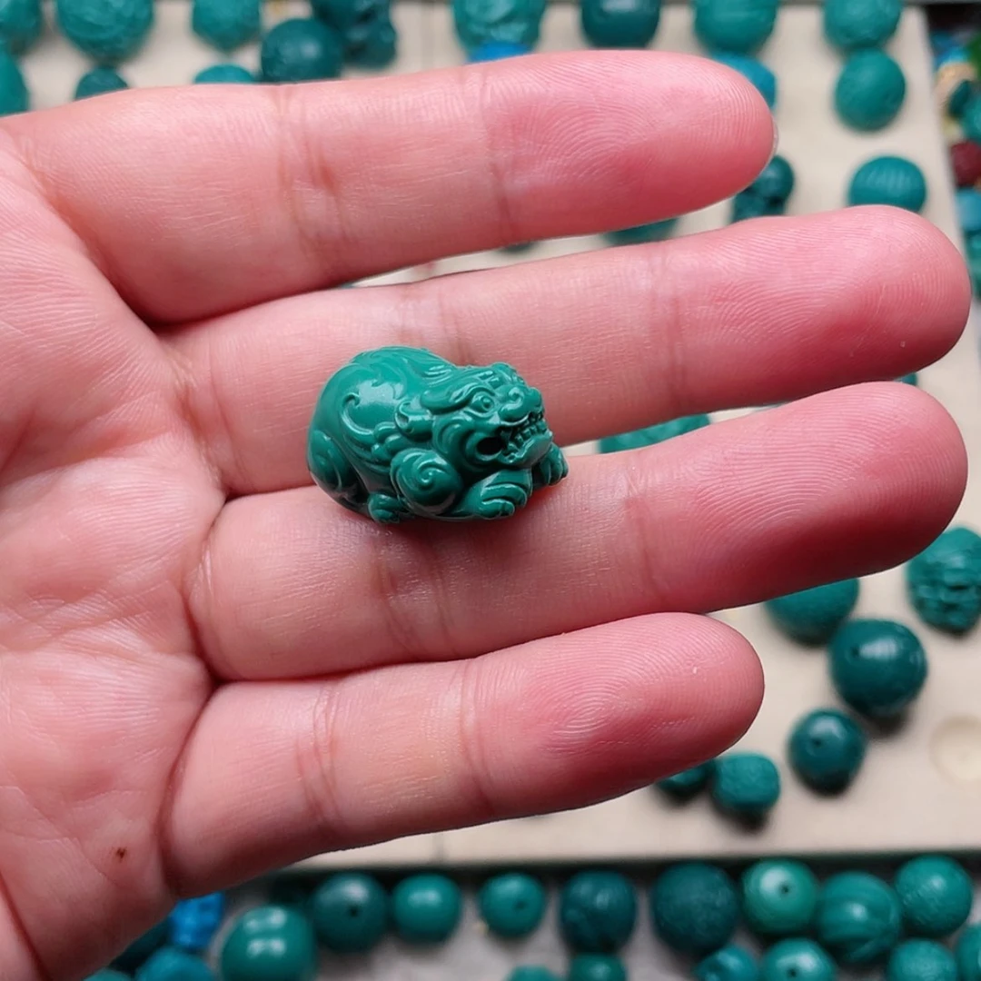 【闪购商品】玻璃颈饰111111111111111