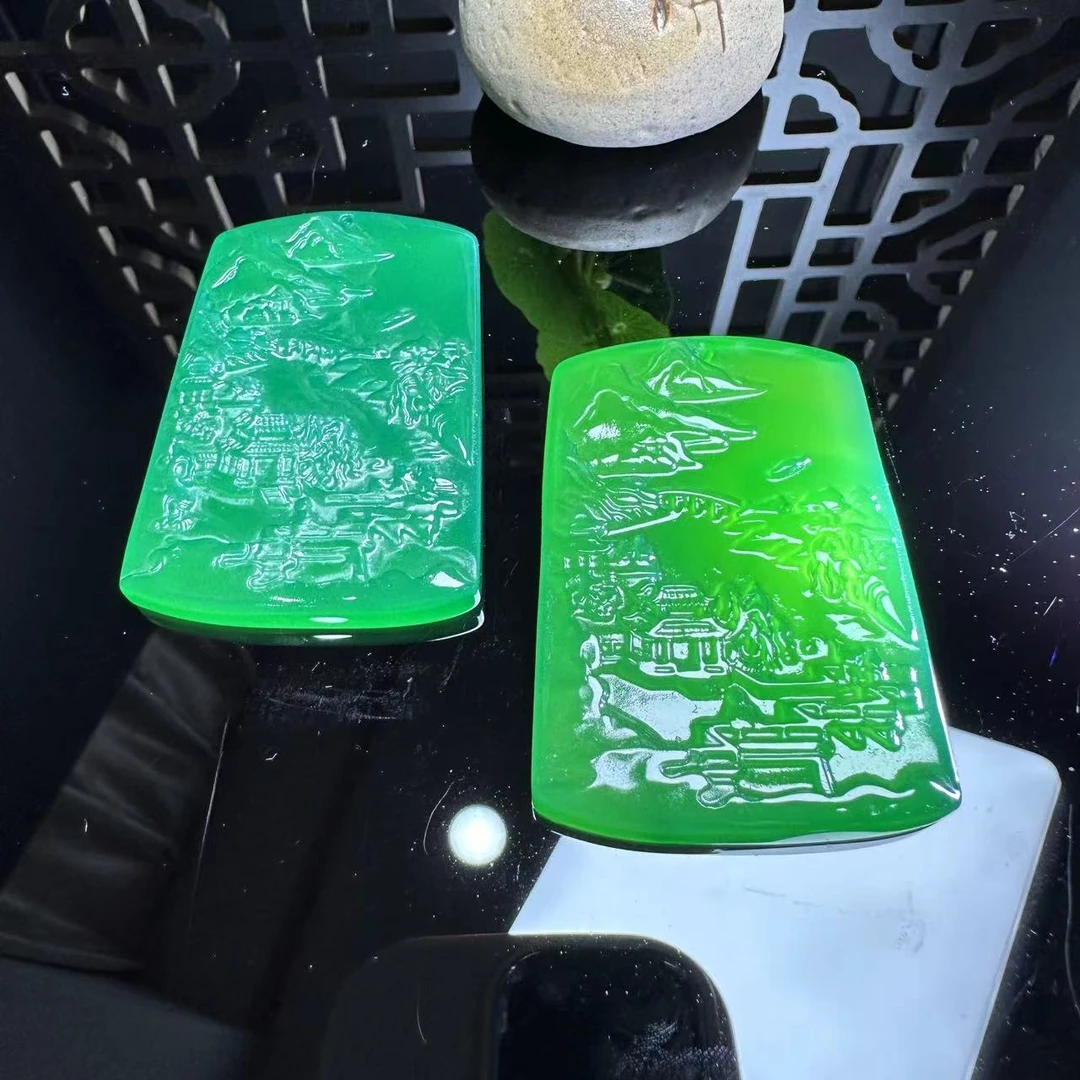 S1975-青碧芙蓉翠绿玛瑙山水牌吊坠-配珠链-多样性发其一