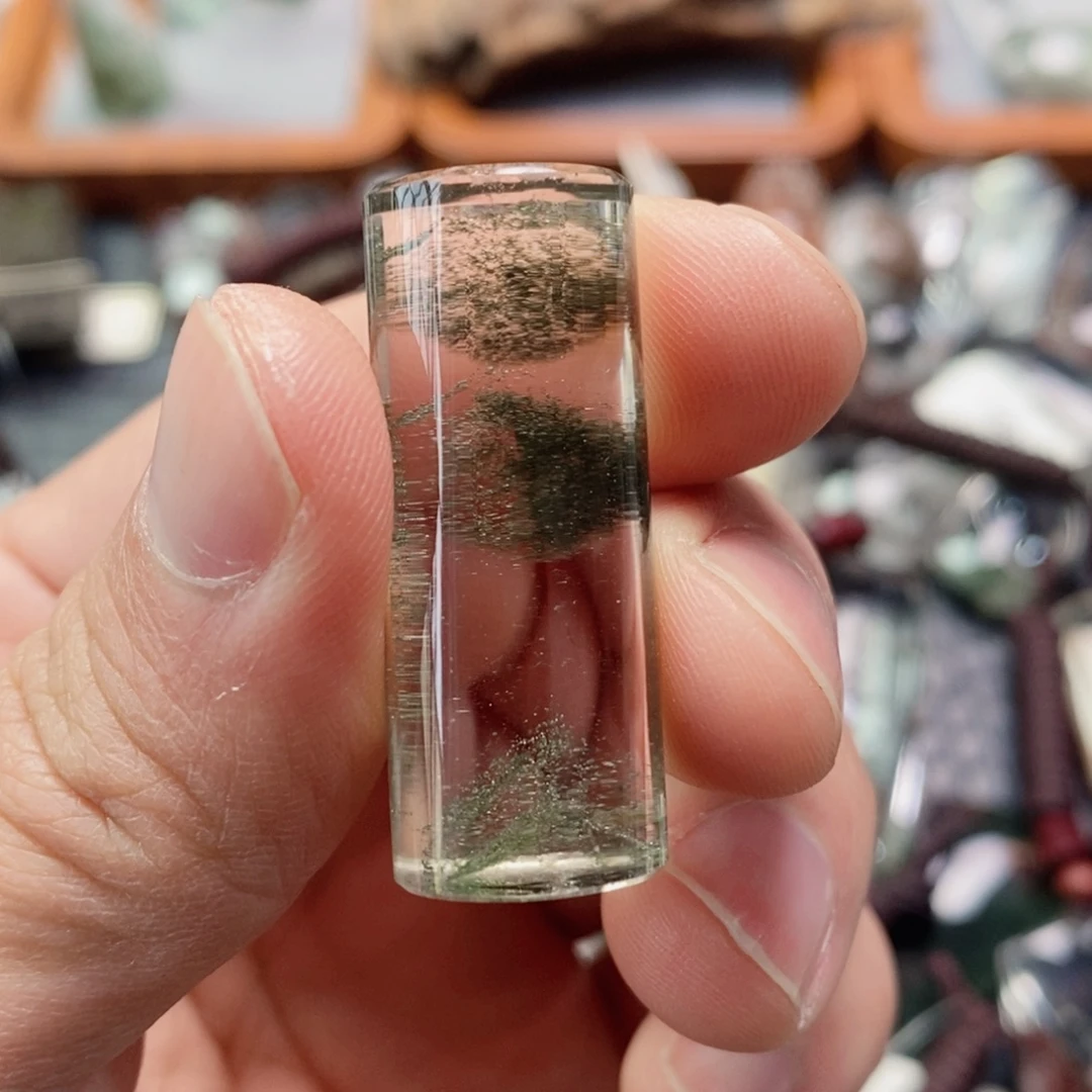 三***叶未镶嵌水晶吊坠(不含链)