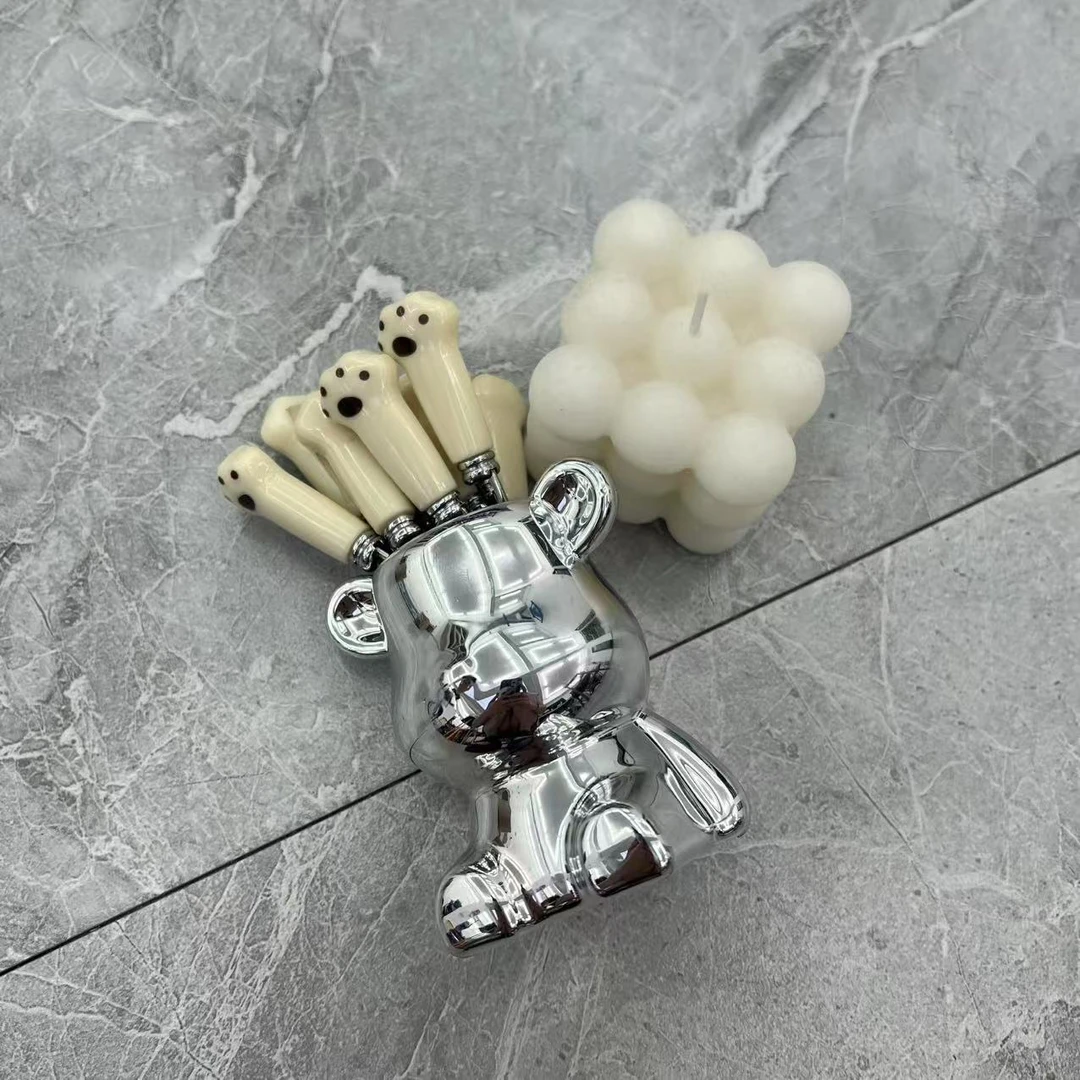 【618专享价】银色小熊底座+8支小猫爪叉子必备轻奢现代【汤家限定】