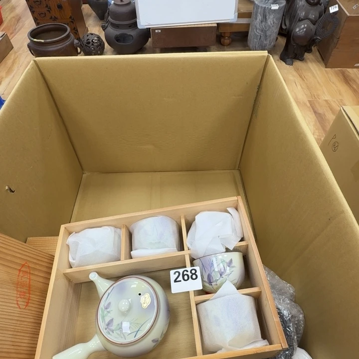 瓷片工艺品摆件瓷器摆件正能量
