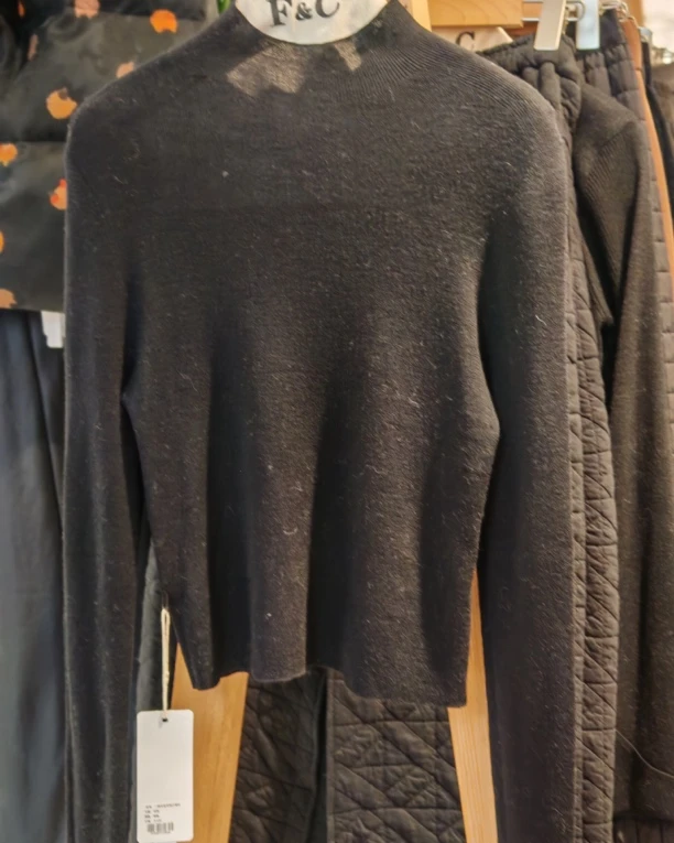 中领全羊毛打底衫