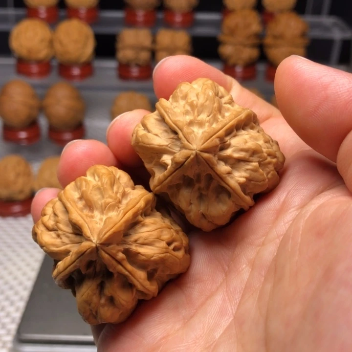 文玩核桃把件16火烈鸟