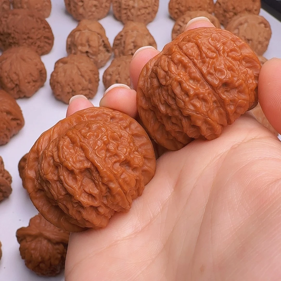 吊坠桃核血麒麟子