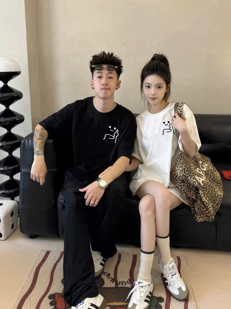 特别的情侣装夏装季短袖2025新款高级感roora网红小众独特t恤套装