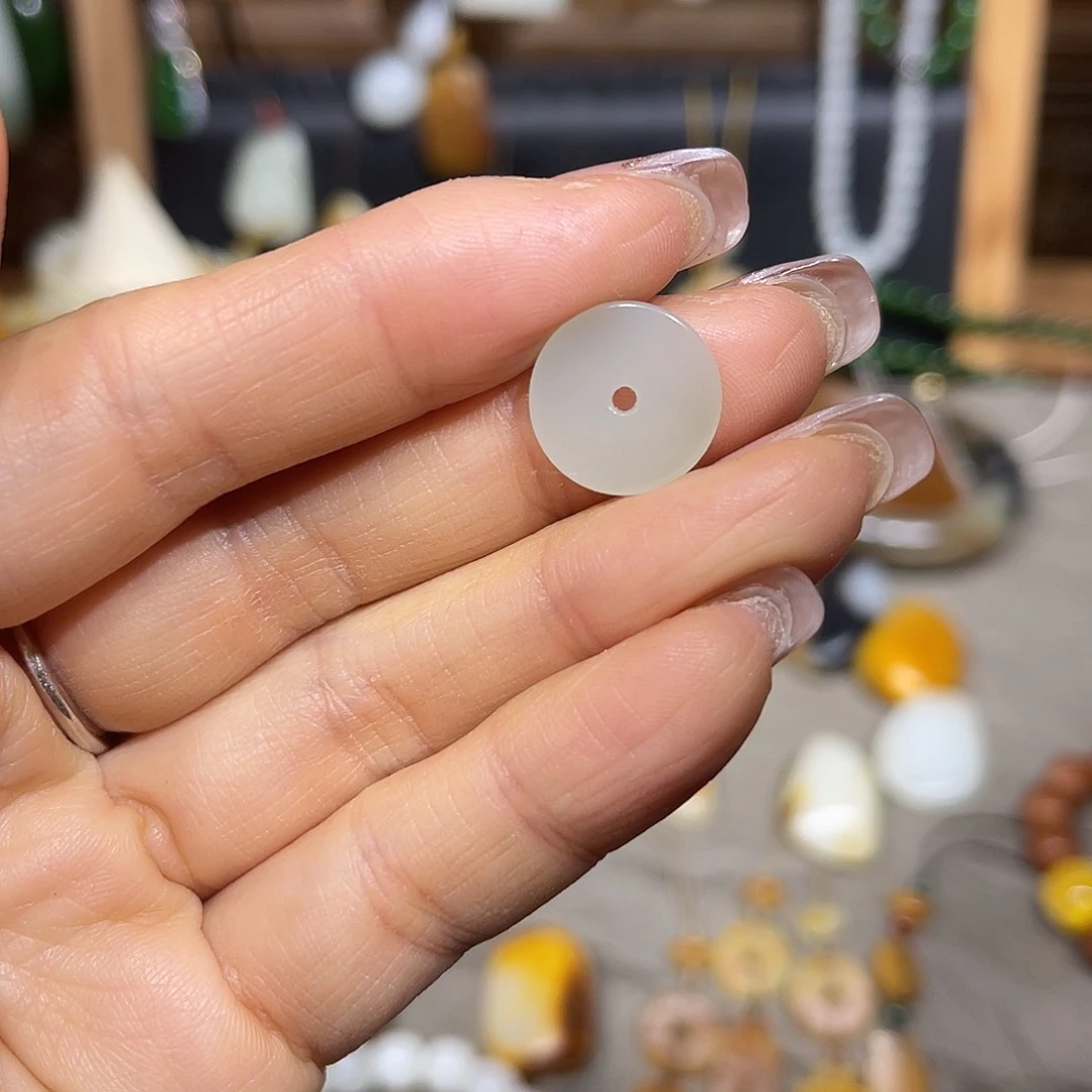 和田玉未镶嵌颈饰力*