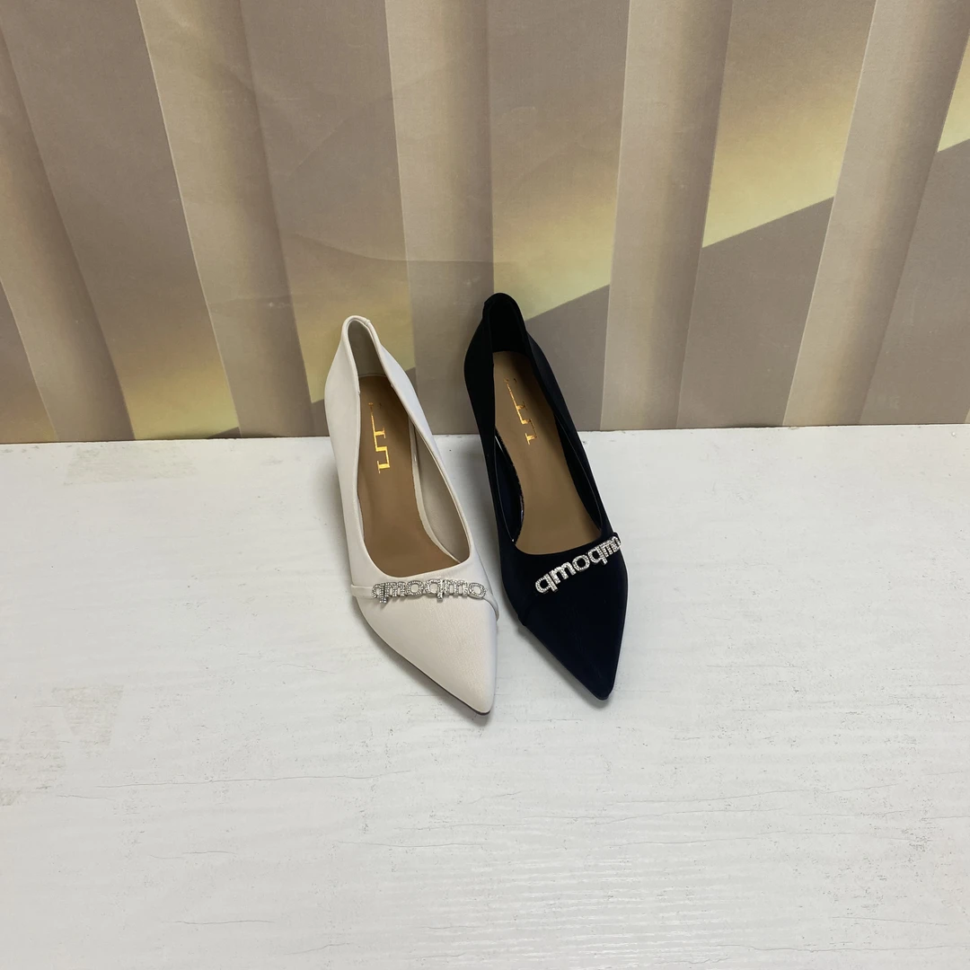 553103时尚气质细跟新款尖头单鞋F