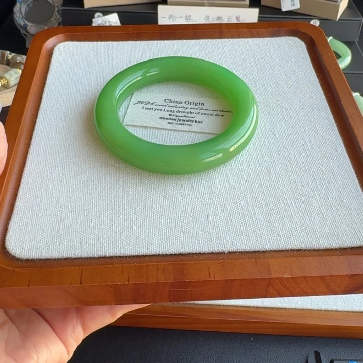 非金属56.9开板特色满绿胖圆手镯