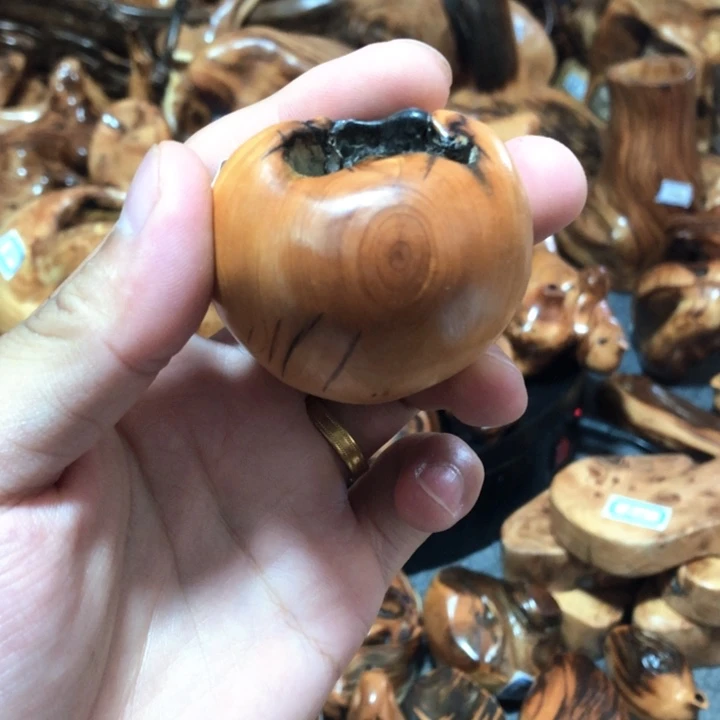 铠***4柏木（崖柏）崖柏抱石1