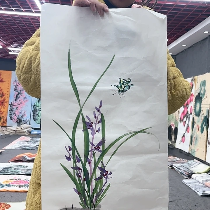 国画无毛或近无色或有