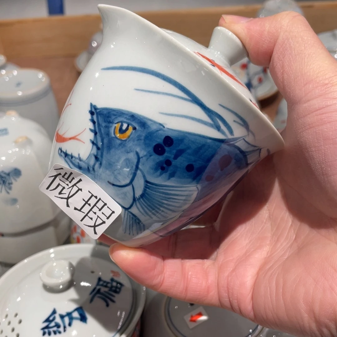 釉下手绘茶具微瑕