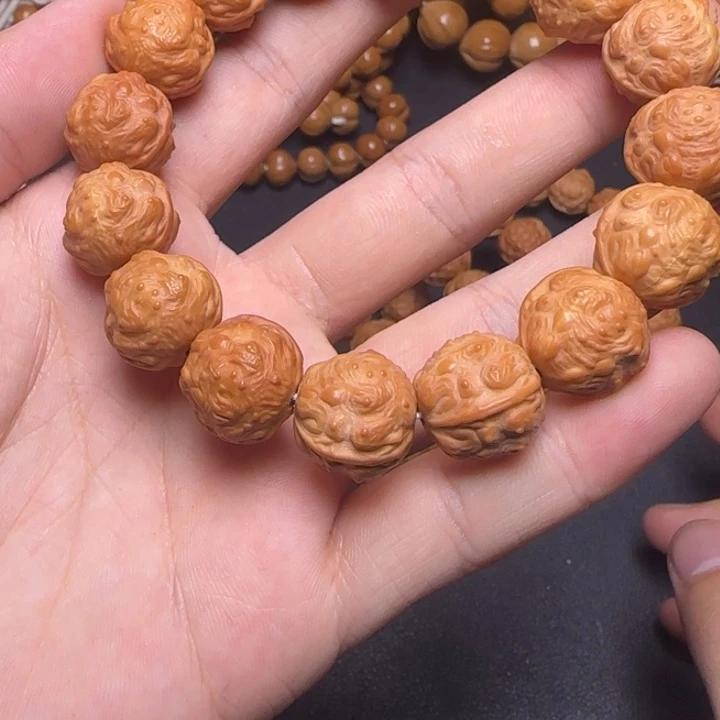 猴头核桃手串蟾王