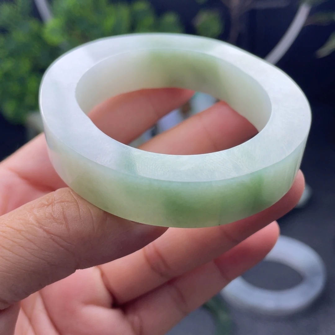 定制翡翠不退不换未镶嵌