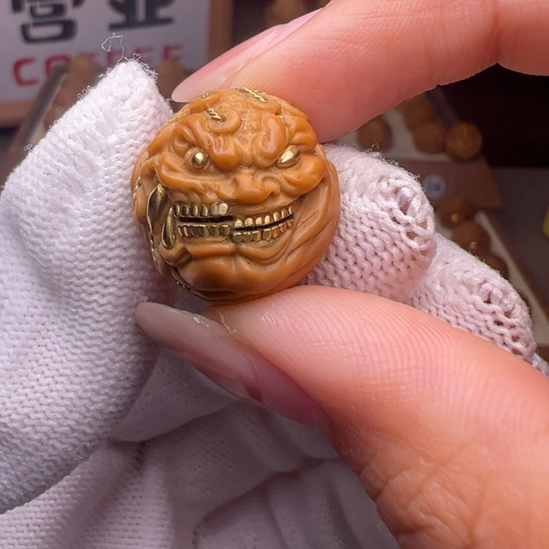 猴头核桃把件镶嵌款招财邪僧全品有正常封口线