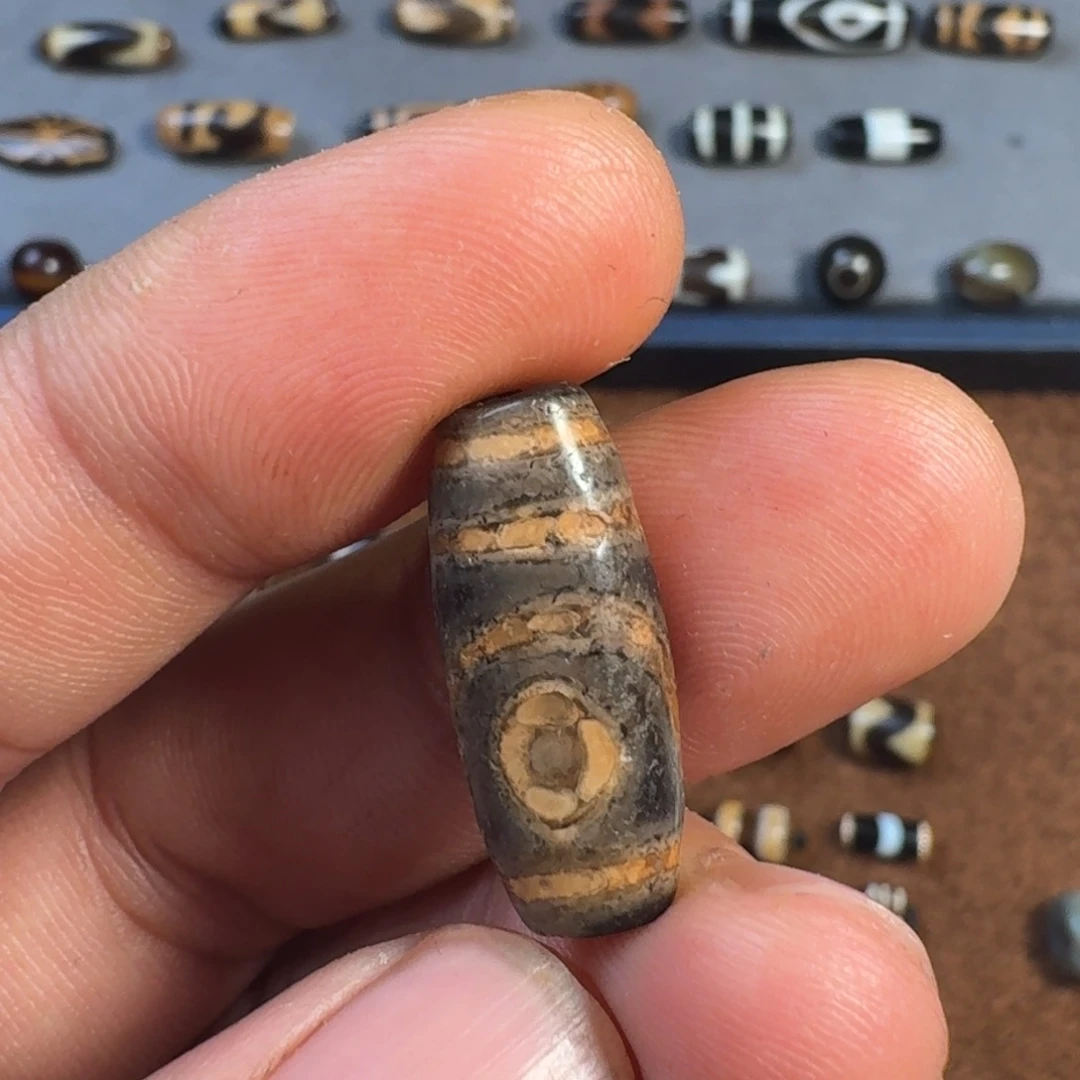 玛瑙/玉髓未镶嵌珠宝奇石