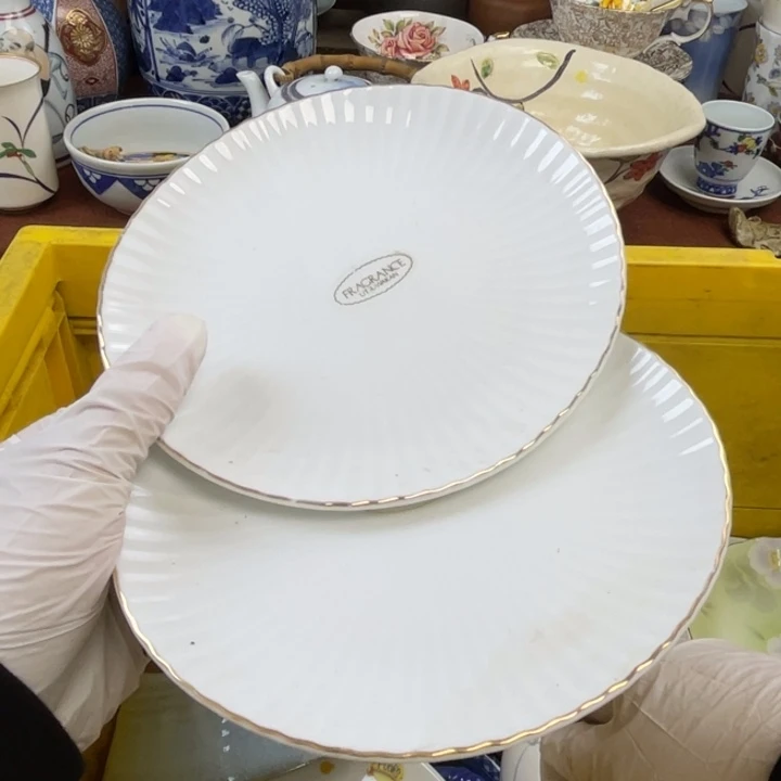 他家瓷器真美…开播了