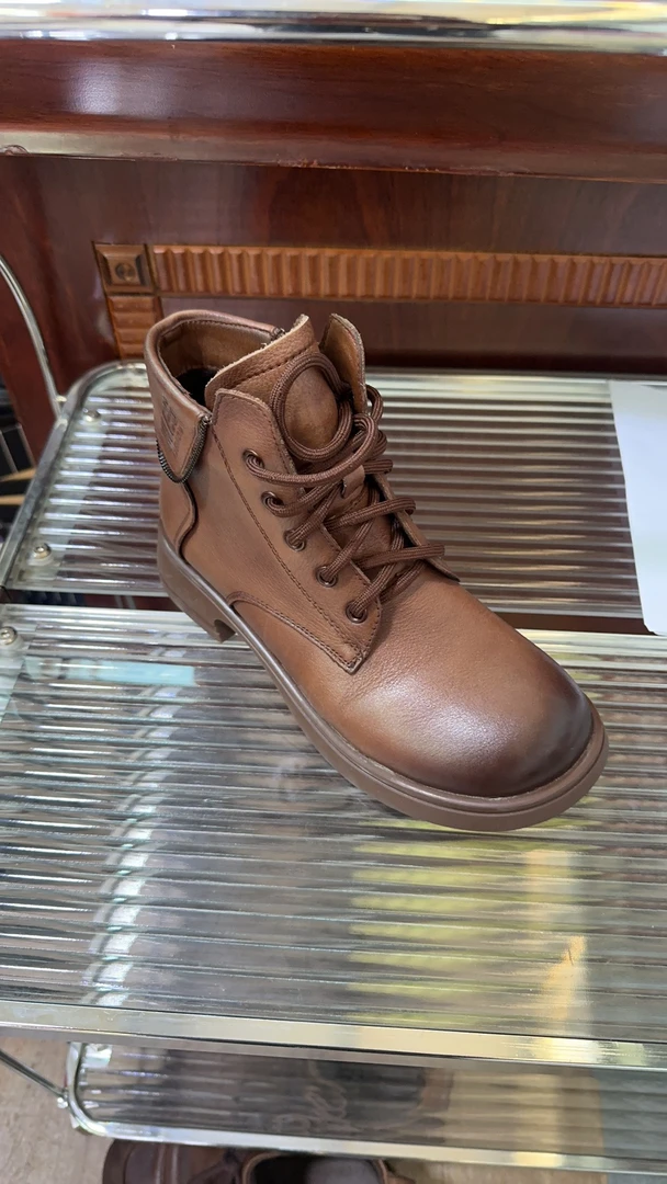 七喜鸟冬季平底加绒马丁靴