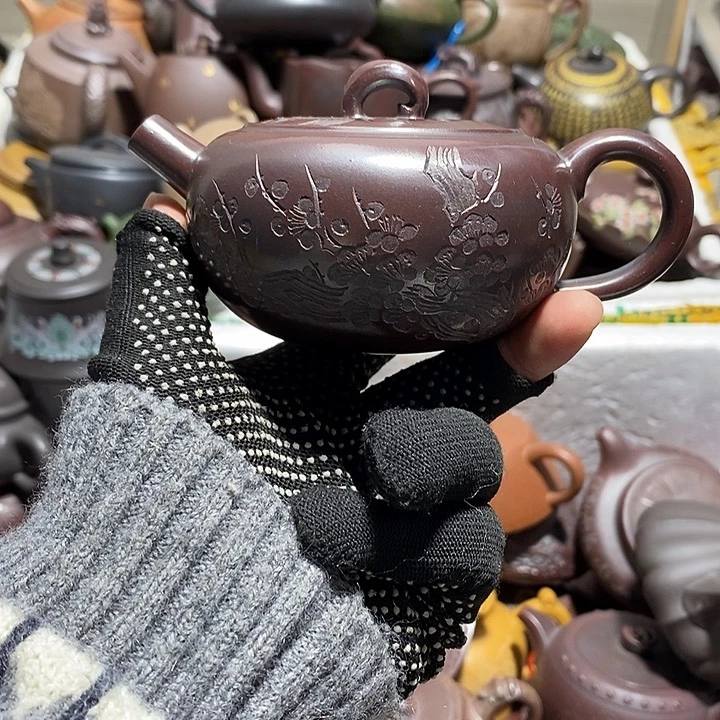 紫砂茶壶微瑕微笑