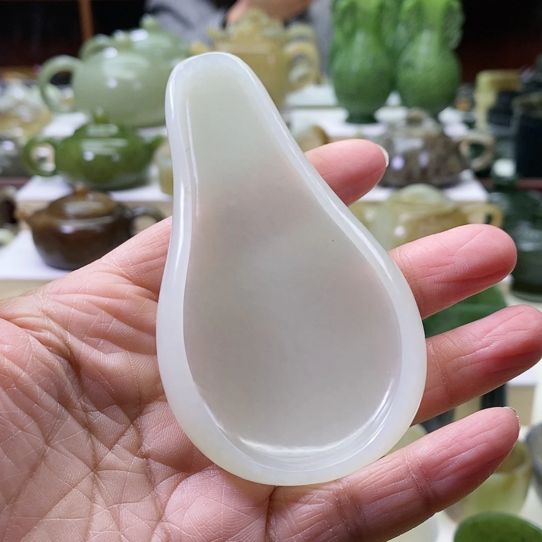 和田玉茶则未镶嵌