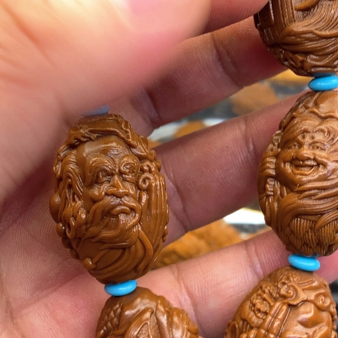 2.3神仙会雕刻手串黄金树沉水核手串