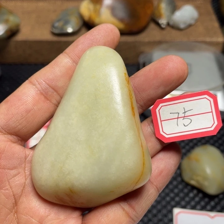 颈饰未镶嵌和田玉瑞*75