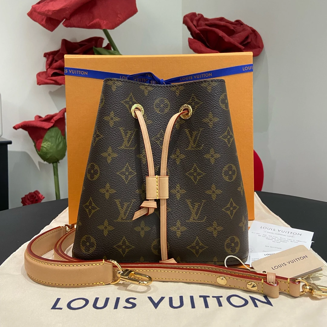 95新 LouisVuitton/路易威登 老花水桶BB斜挎包