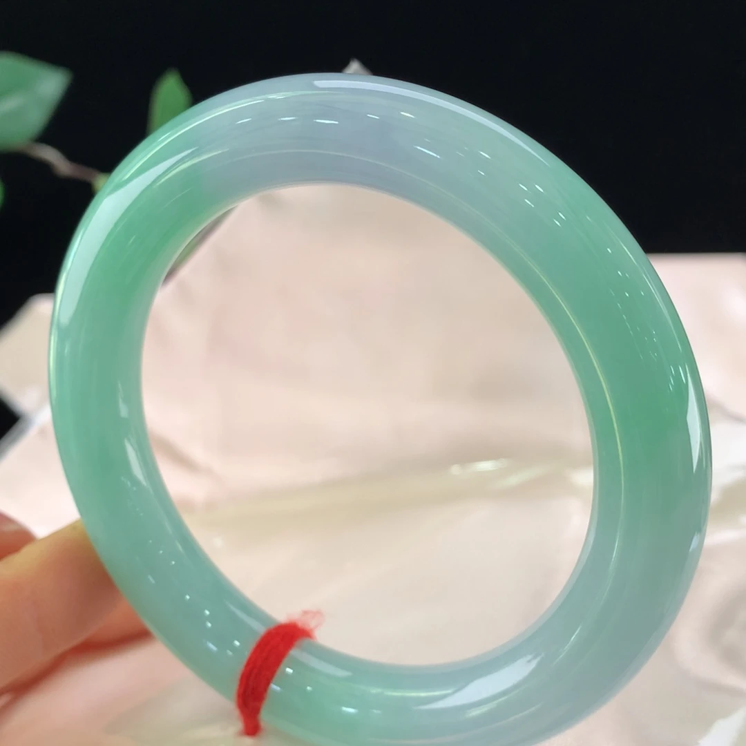 翡翠未镶嵌手镯1260