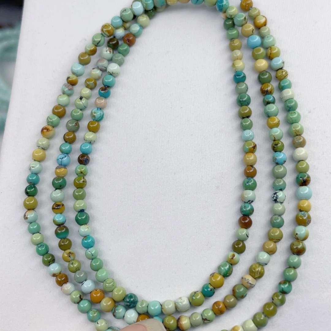 绿松石未镶嵌颈饰