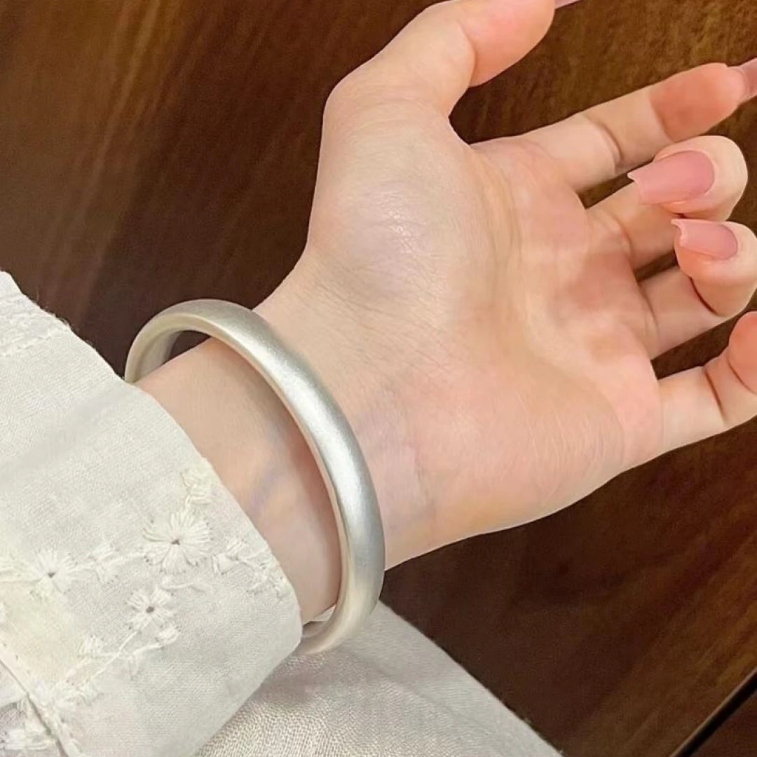 999.9银古法素圈轮胎镯女款