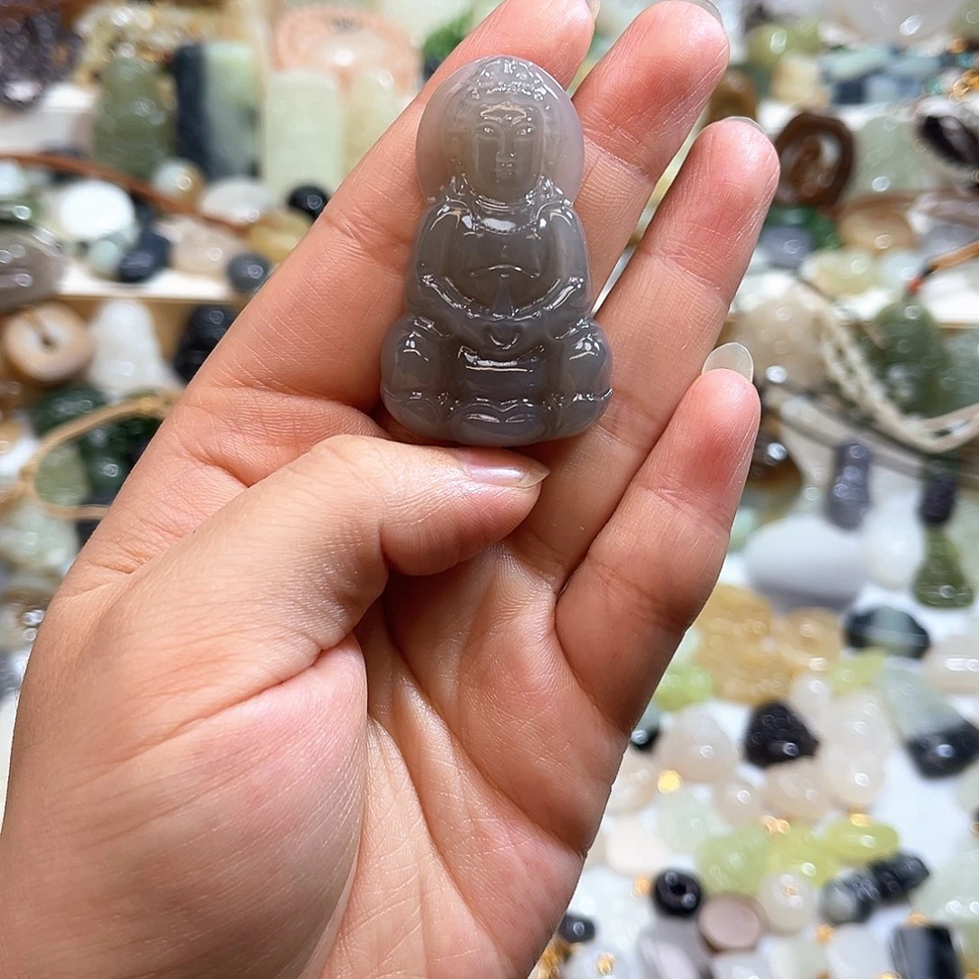 T***a和田玉未镶嵌吊坠(赠链)