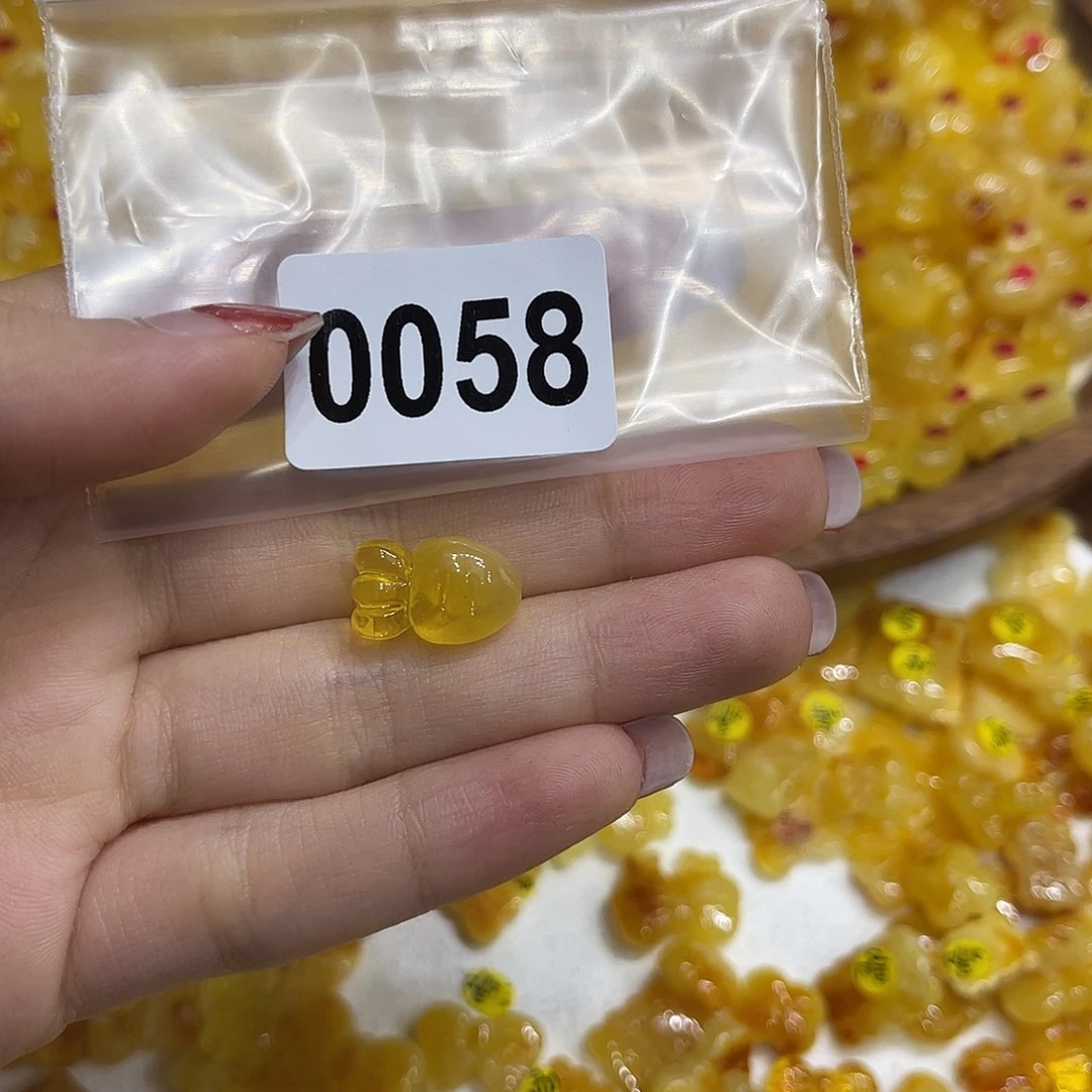 琥珀未镶嵌珠宝奇石