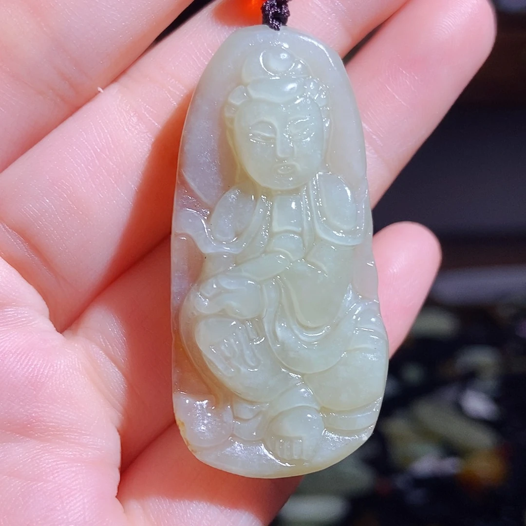 和田玉未镶嵌颈饰