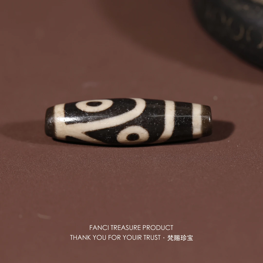 梵赐珍宝·【行运任晓攀顶炫玥系列】老料超圣湖五眼43.5x12.4mm天珠