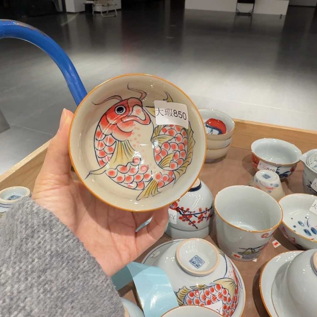 釉下手绘茶具微瑕