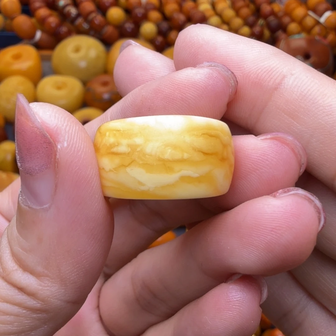 未镶嵌琥珀裸石22.9加