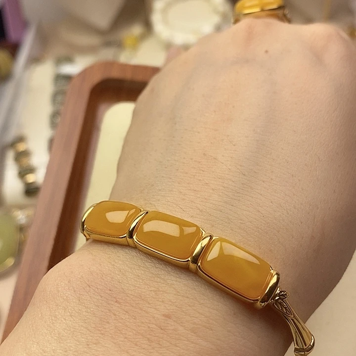 蜜蜡银S925镶嵌手镯蜜蜡手镯