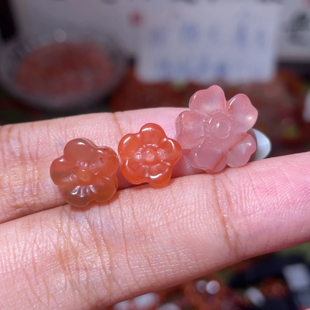 南红玛瑙未镶嵌挂件10545