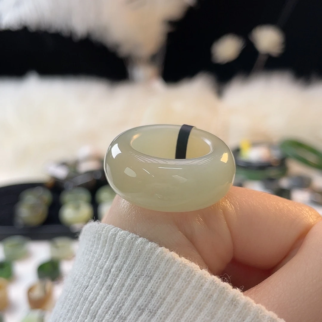 和田玉未镶嵌戒指k34冰奶蓝轮胎18.3mm