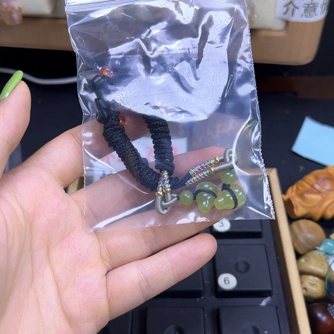 龙***康吊坠(不含链)未镶嵌石英质玉