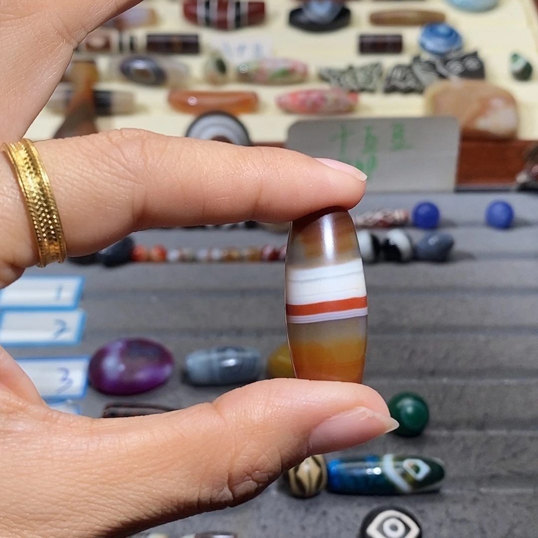 璐***璐玛瑙/玉髓合金颈饰