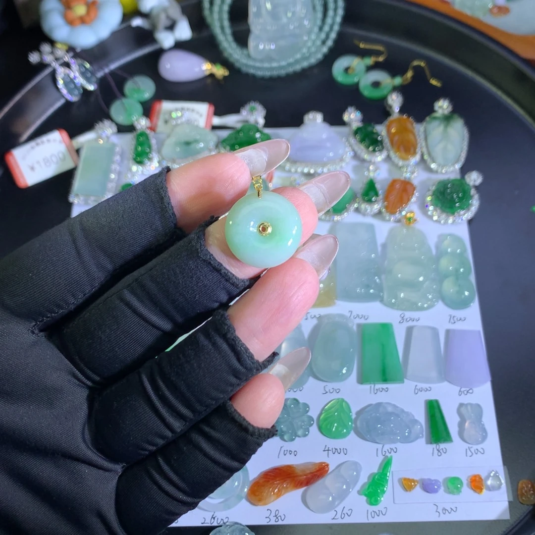 翡翠18K金镶嵌吊坠(不含链)绿平安扣