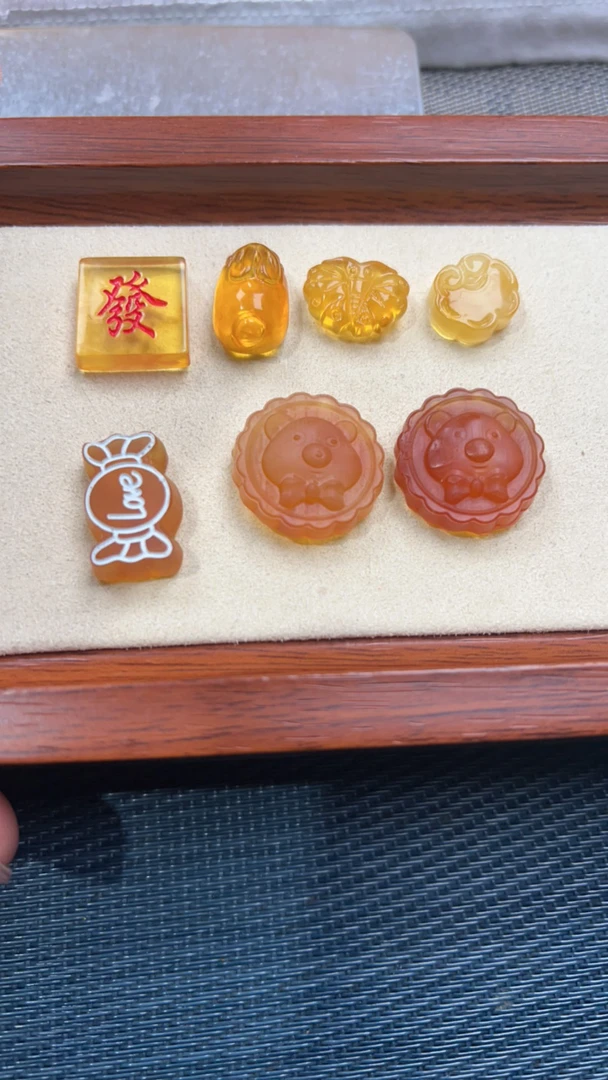 天然原矿琥珀蜜蜡小配件