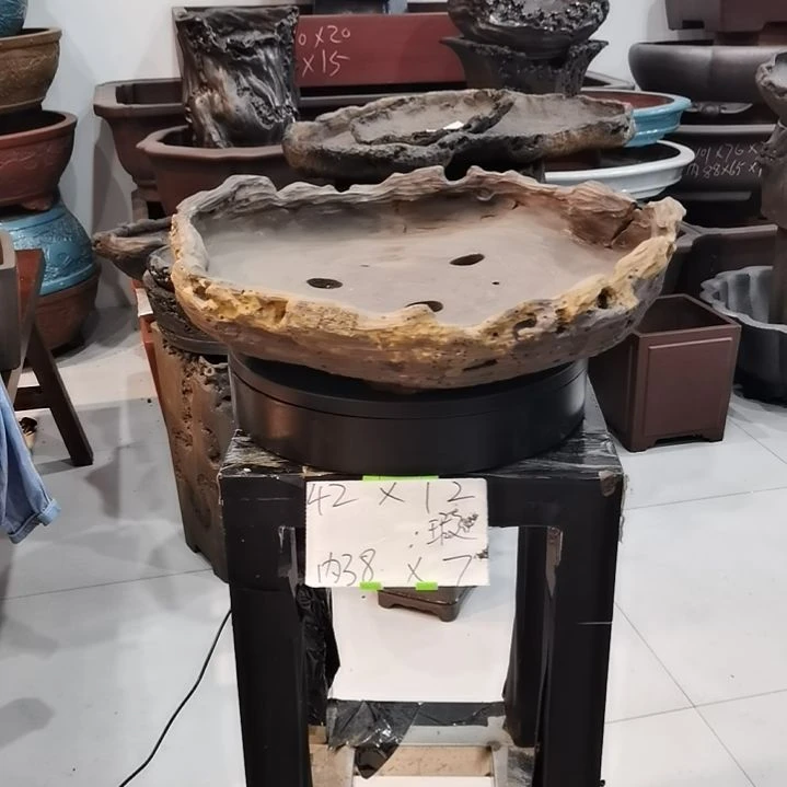 紫砂花盆张****店微瑕处理的异形盆