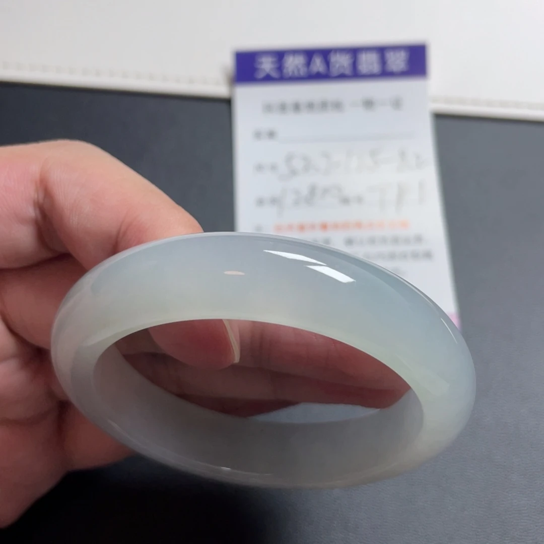 翡翠未镶嵌手镯翡翠