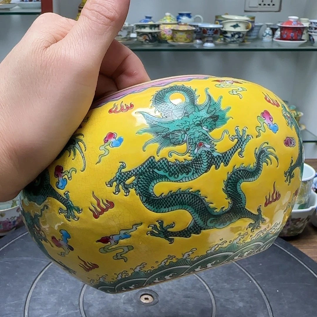 瓷片瓷器主人的作品是由著名