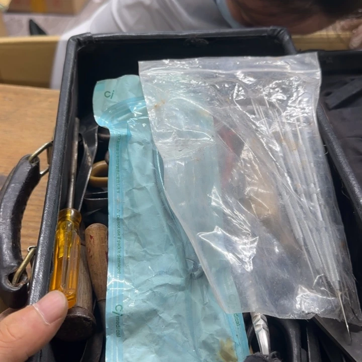 ****哈哈哈哈哈哈好哈哈